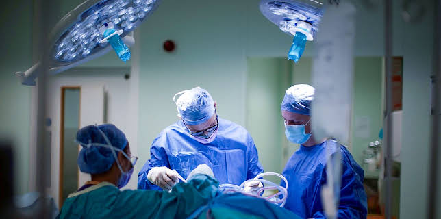 11:05 PM: Surgeons: A Matter of Life or Death (S2 E6) (S2) | Channel 5 | 12/16 2025