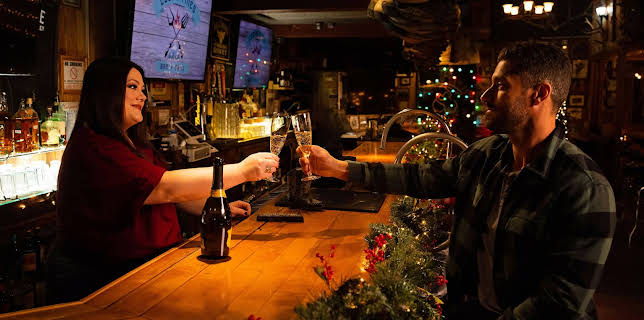 A Country Christmas Harmony (2022)