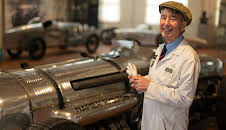 Secrets of the Transport Museum (S1 E9)