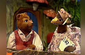 Bingo & Molly: Hide and Peek