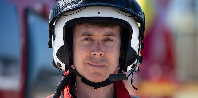 10:00 PM: Emergency Helicopter Medics | Channel 4 | 11/19 2025