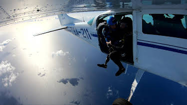 10:25: Sharkwrecked: Crash Landing | Animal Planet | 11/7 2025