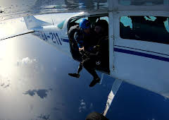 Sharkwrecked: Crash Landing