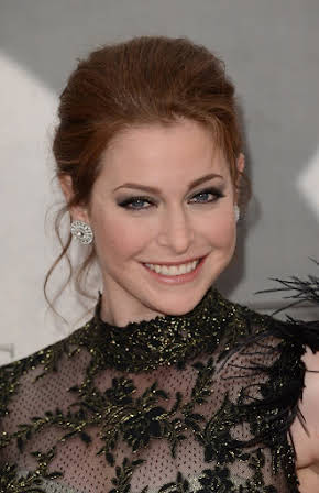 Esmé Bianco as 