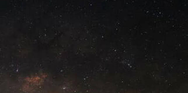 03:46: Extraterrestres. Ellos están entre nosotros: Skywatchers, los rastreadores de OVNIS | Discovery Max | 12/22 2025