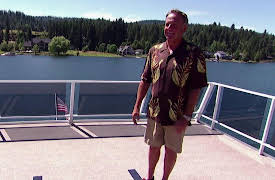 Extreme Houseboats Season 1: Party Boats and Sunken Ships