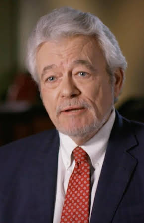 George Knapp as 