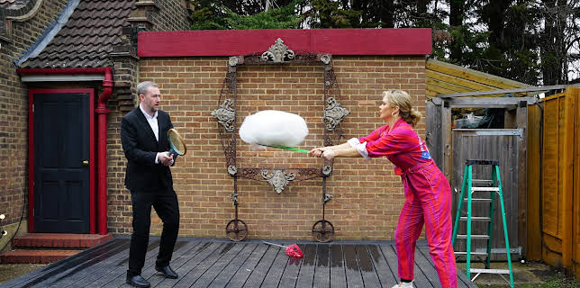 20:00: Kongen befaler UK (S17 E1) (S17) | MAX | 11/17 2025