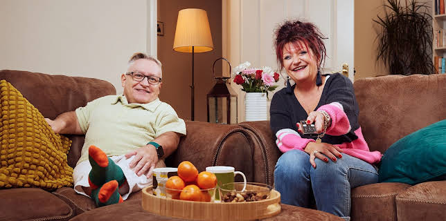 9:00 PM: New: Gogglebox | Channel 4 | 2/13 2026