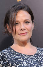 Meredith Salenger as Deputy Sharon Gare