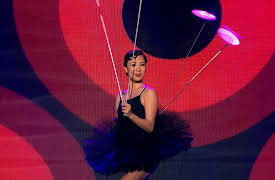 The Big Stage: Spinning Plates Squared, Celebrity Impressions & Handstand Pedestals