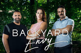 Backyard Envy, Season 1: To Bee or Not to Bee