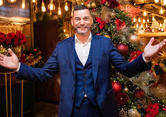 First Dates at Christmas