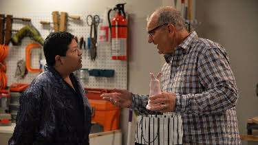 4:30 PM: Modern Family | E4 | 8/13 2026