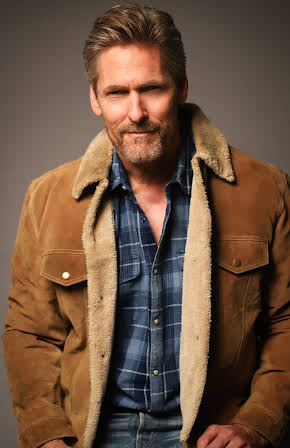 Brian McGovern as Mr. Hogan