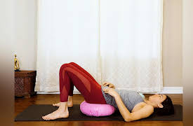 5 Yoga Poses for Everything! Back Pain, Sleep, Flexibility and More with Julia Marie: 5 Poses for Sleep