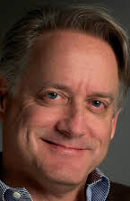 Mark Herzog som Director