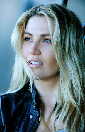 Willa Ford as 