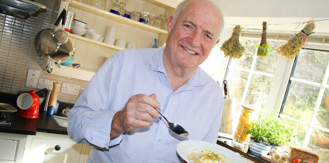 11:00 AM: Rick Stein's Long Weekends (S1 E5) (S1) | Dave | 2/18 2026