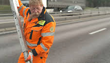 Vägens hjältar (S12 E6)