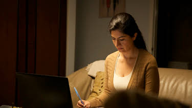 11:00: Web of Lies (S3 E5) (S3) | ID | 4/9 2026