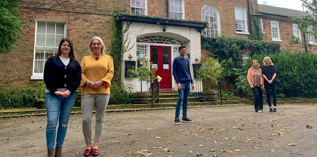 8:30 PM: Four in a Bed | More 4 | 11/15 2025