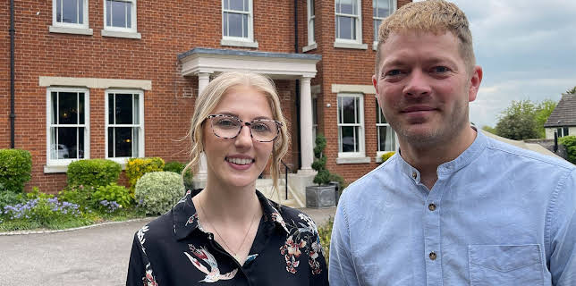 2:40 PM: Four in a Bed | Channel 4 | 12/30 2025