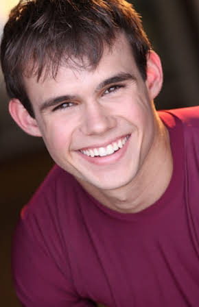 Greyson Erik Pendry as Little Michael Kaufman 
  
  
  (as Greyson Pendry)
