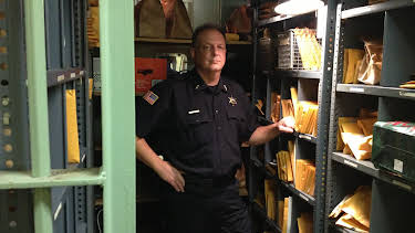 01:35: Min nabo er morder (S3 E8) (S3) | FEM | 4/23 2026