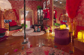 How To Build a Sex Room: Granjeros juguetones