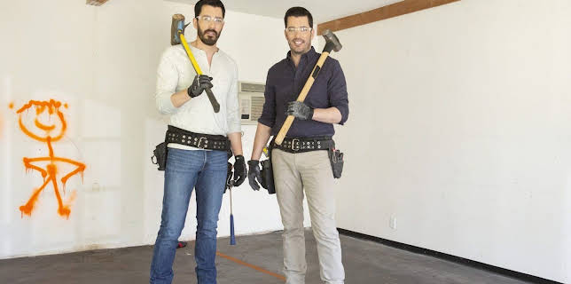 18:20: Celebrity DIY - Stars packen an | Sixx | 2/21 2026