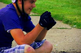 Sports Gone Wild: Season 1 Sports Gone Wild: Scuba Diver vs Blue Whale, Mascot Brawl, ATV Collisions