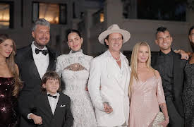 The Tinellis: A Happy Family