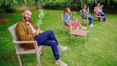 8:00 PM: Celebrity Antiques Road Trip (S10 E17) (S10) | BBC Two | 1/7 2026