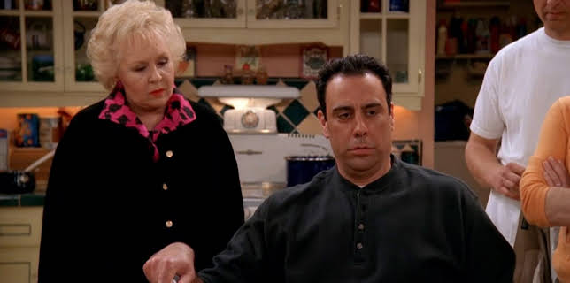 7:50 AM: Everybody Loves Raymond | Channel 4 | 12/1 2025