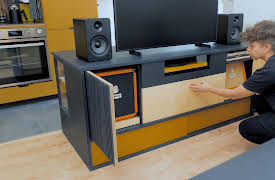 Cristiana Felgueiras: This Old House Makers Channel: Multimedia Console Pt. 2