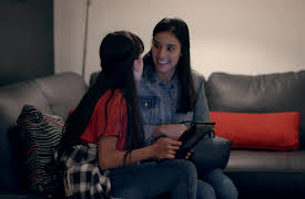 Descontrol season-1: Descontrol - La niñera