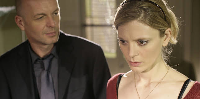 23:50: Tyst vittne (S11 E8) (S11) | Kanal 11 | 2/21 2026