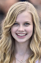 Angourie Rice como 