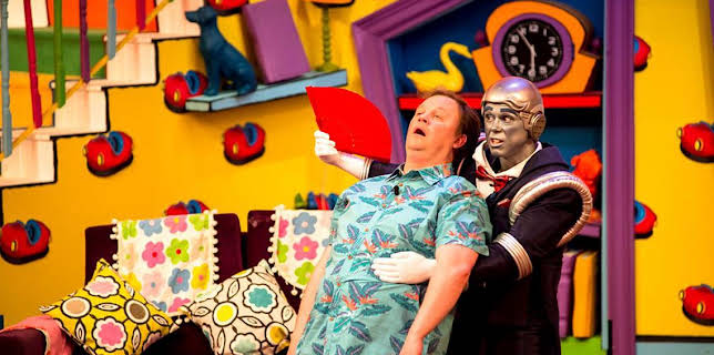 8:35 AM: Justin's House (S4) | Cbeebies | 11/20 2025