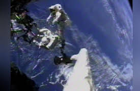 When We Left Earth: The NASA Missions: Home In Space