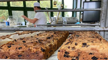 15:00: Die Nordreportage: Hefe, Hanse und Rosinen | NDR Fernsehen | 11/28 2025