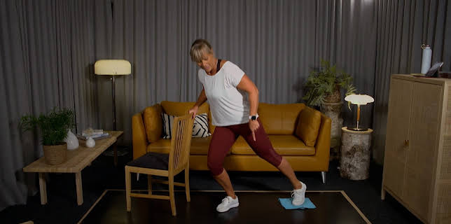 08:10: Sprek med Sofia: Trening med skurefille | NRK 2 | 3/24 2026