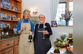 An American Aristocrat Holiday Special: Christmas at Mapperton