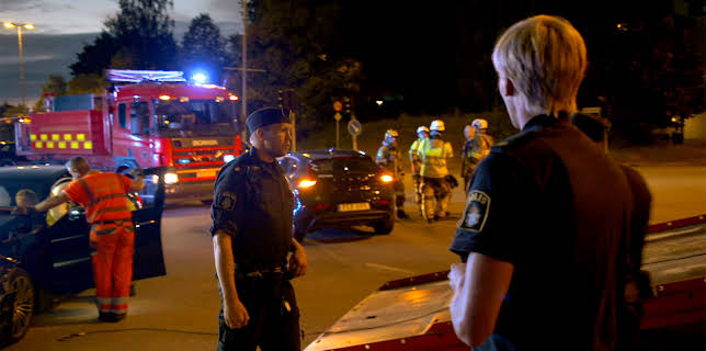 04:55: Södertäljepolisen (S1 E8) (S1) | Kanal 9 | 12/13 2025