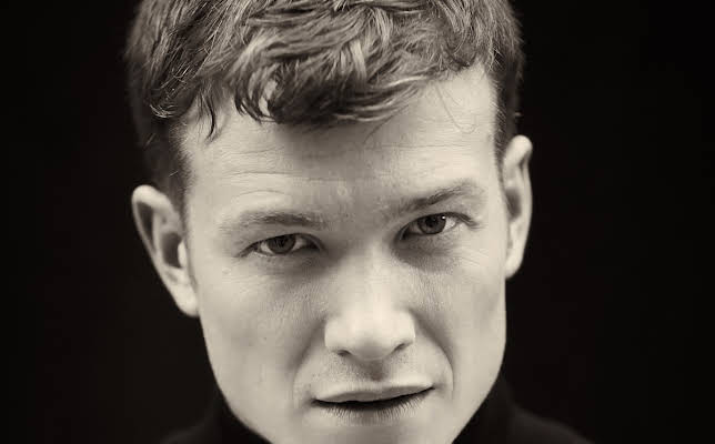 Edward Speleers