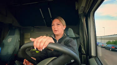 04:00: Svenska Truckers (S7 E3) (S7) | TV3 | 4/14 2026