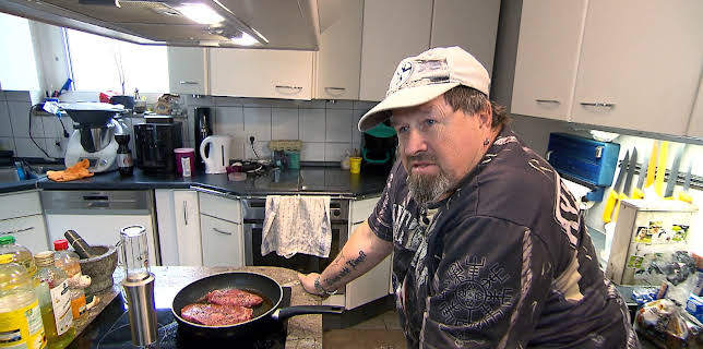 16:15: Hartz Rot Gold (S3 E83) (S3) | RTL 2 | 12/14 2025