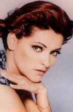 Rocío Banquells como Roberta