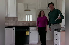 House Hunters: Military Veterans Volume 1: For Sale by Owner